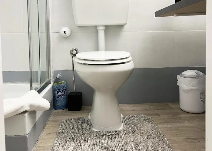 Sorinahome Vatican * רומא